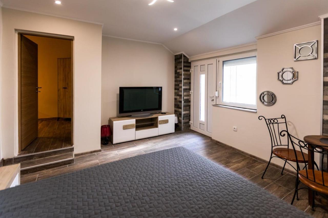 Scorpio Apartman/Sobe Palić Exterior foto